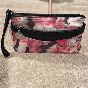 Elle Wristlet